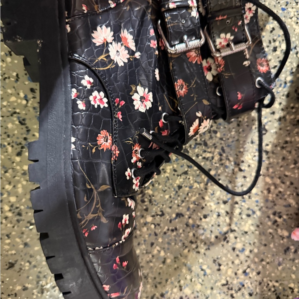 Jessica Simpson Black Floral Combat Boots